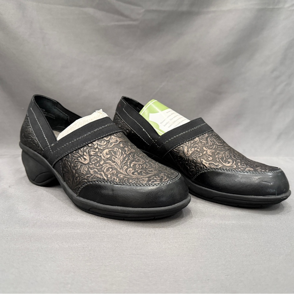 White Mountain Black Patterned Mules - image 1